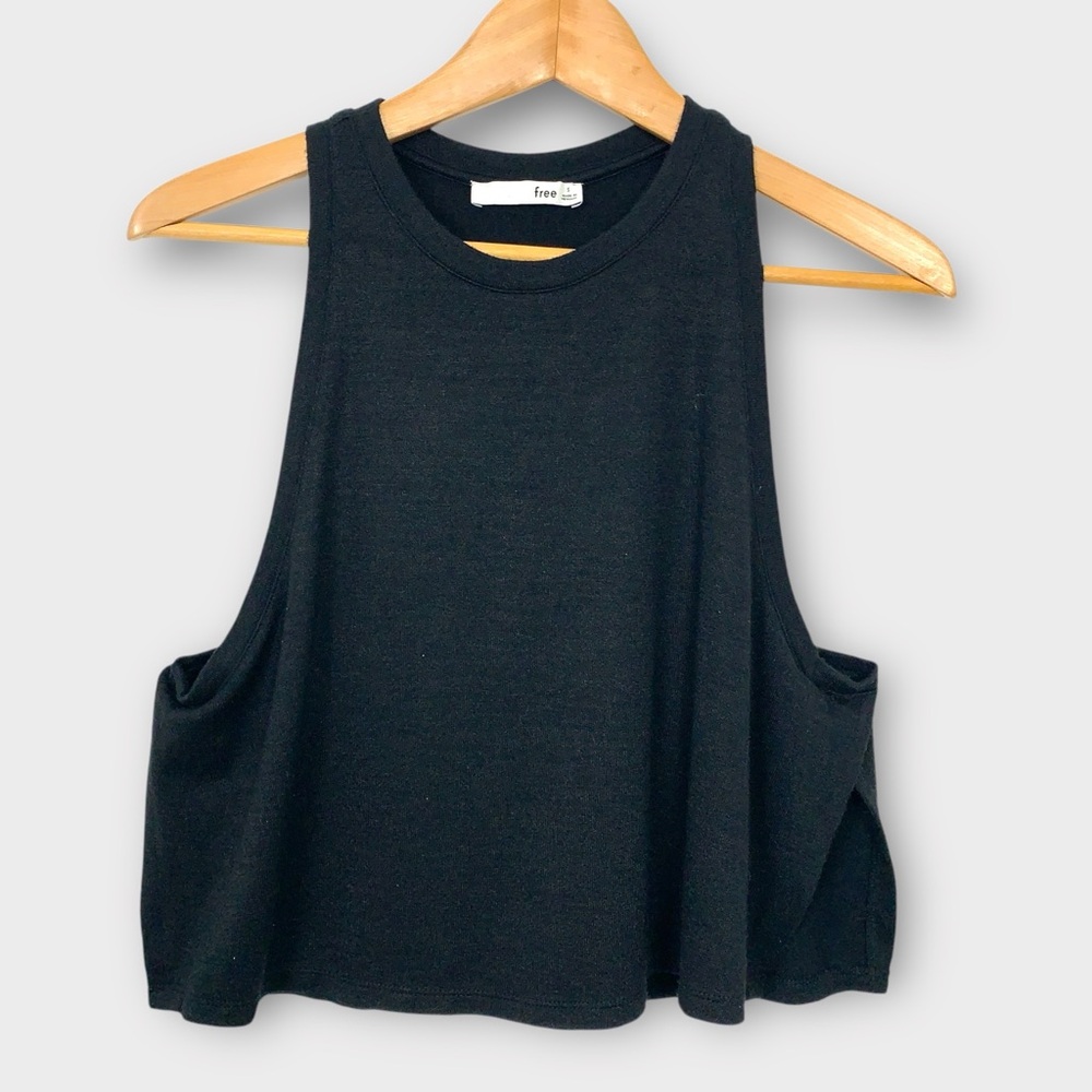 Aritzia Wilfred Free Cropped Racerback Tank